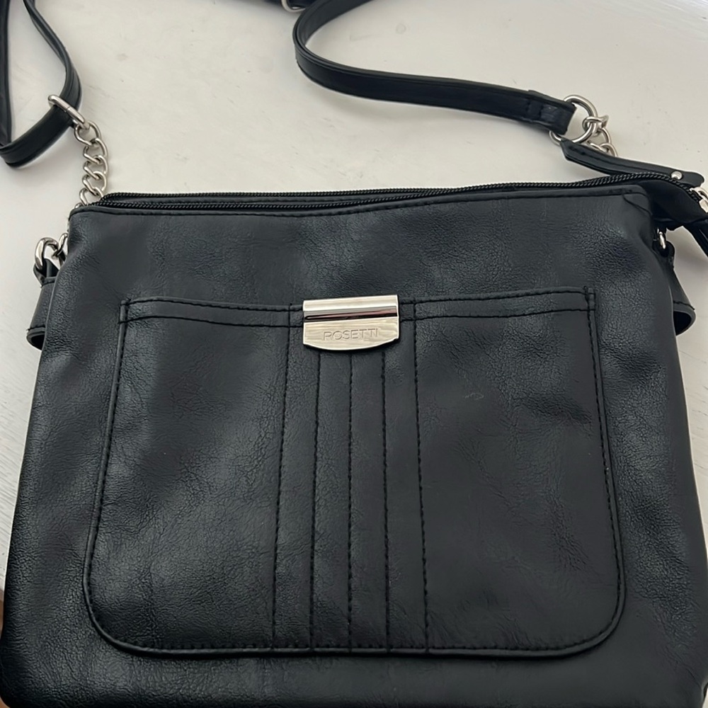 Rosetti Midge Black Crossbody Bag, gently used in excellent condition for you!💕